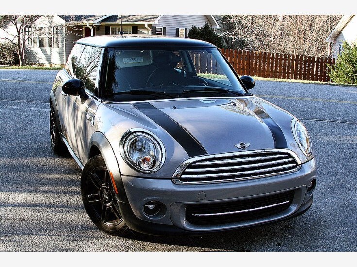 Thumbnail Photo undefined for 2013 MINI Cooper Hardtop